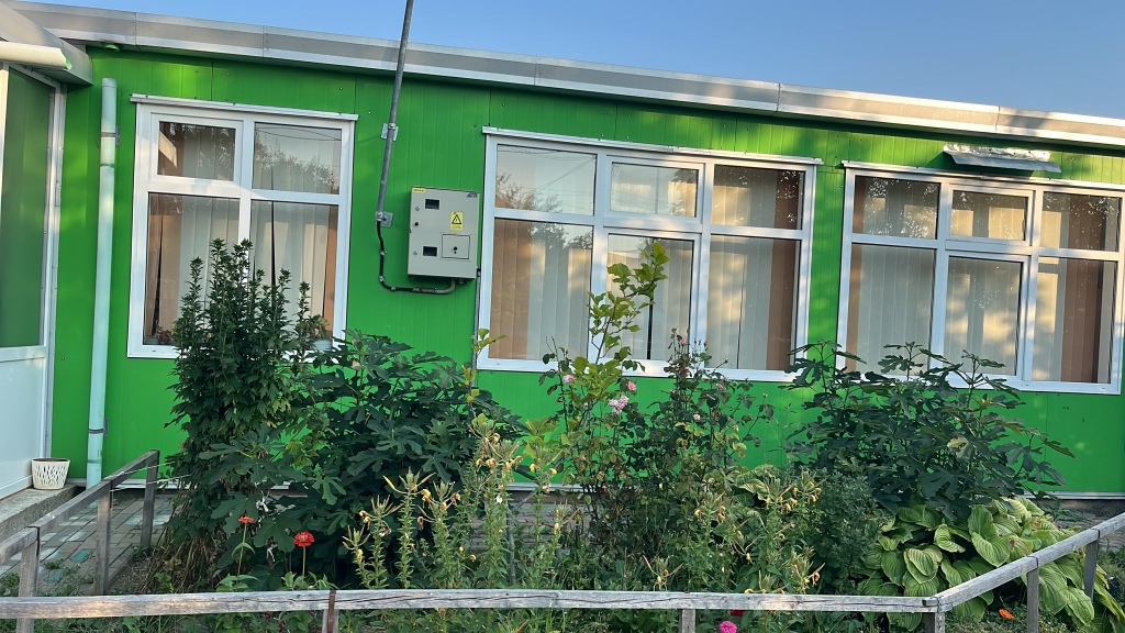 Fațada corpului de clădire modular